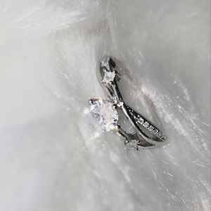adjustable style silver rhinestone ring